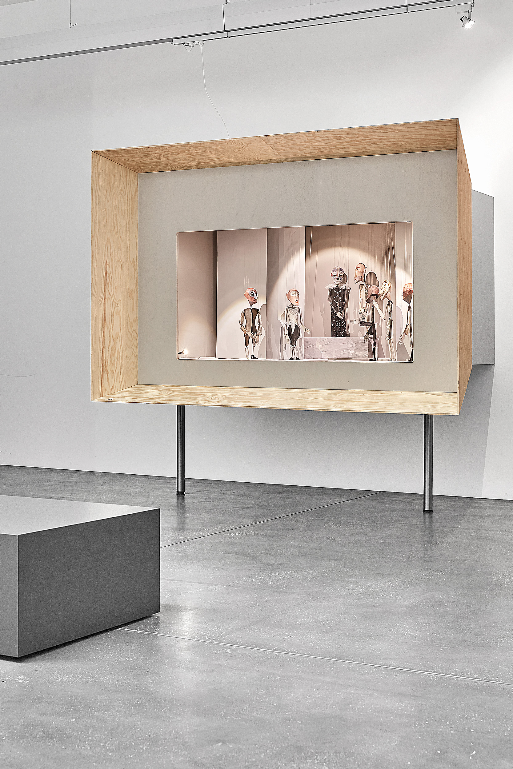 Mäder Haslbeck exhibition / Moderne in der Werkstatt / Puppentheater